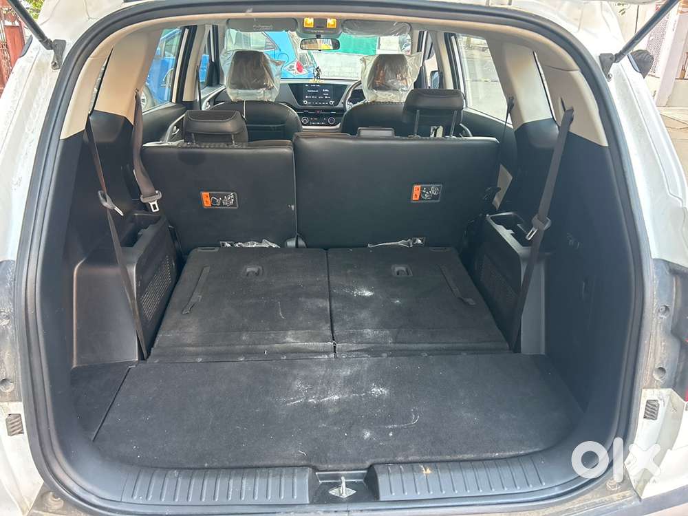 Kia Carens Petrol Manual 2023 Car