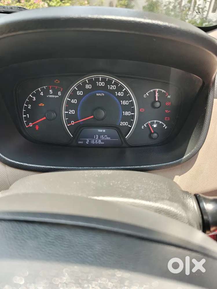 Hyundai Grand I10 2018 Diesel 21600 Km Driven