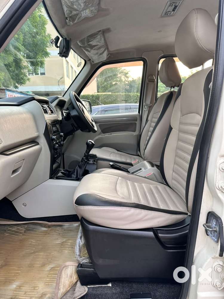 Mahindra Scorpio S6 Plus, 2016, Diesel
