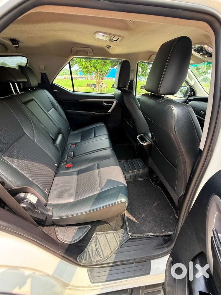 Toyota Fortuner 4x2 Mt 2.7 Petrol, 2025, Petrol