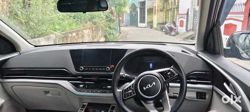 Kia Carens Ev 2024 Diesel 95000 Km Driven