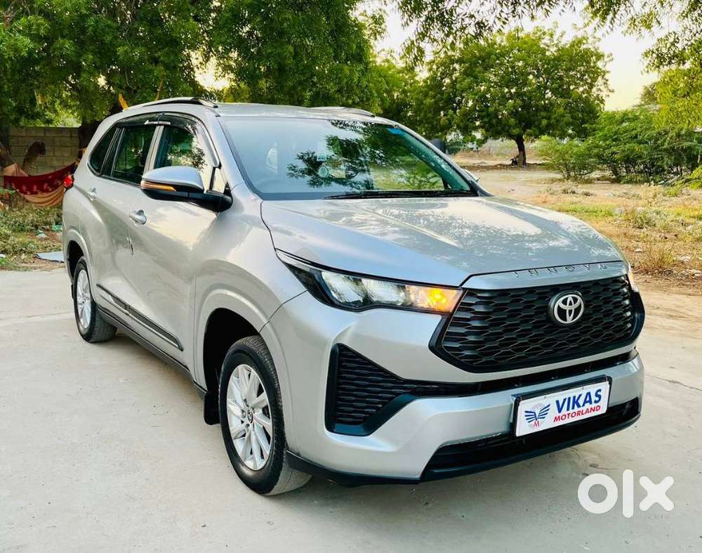 Toyota Innova Hycross 2.0 Gx 7 Str, 2023, Petrol