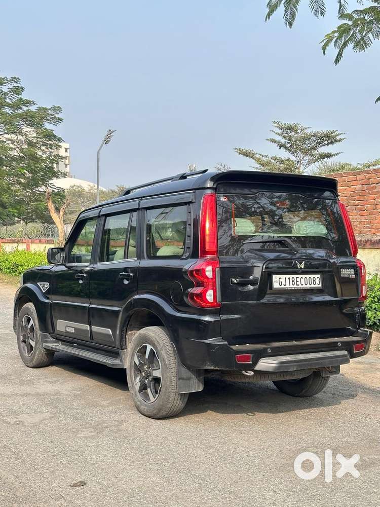 Mahindra Scorpio Classic 2.2 S 11 Mt 7 Str, 2024, Diesel