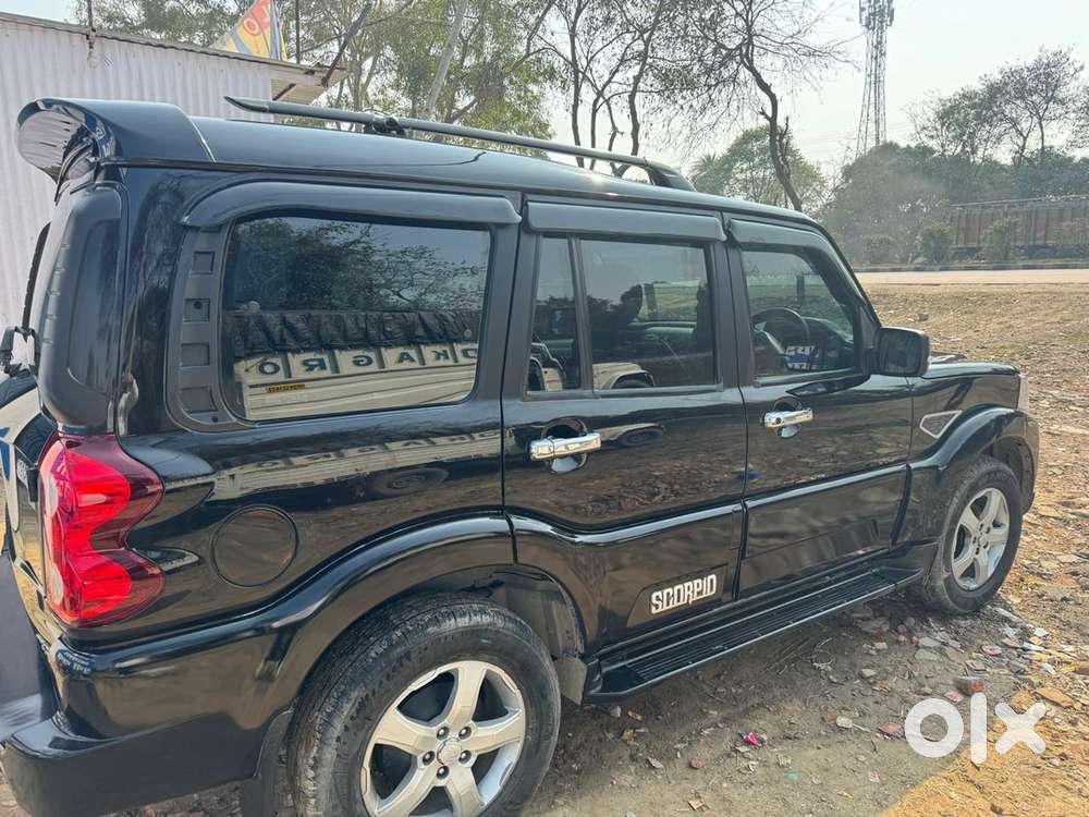 Mahindra Diesel 2021 Car