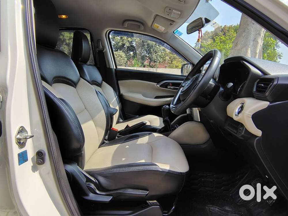 Maruti Suzuki Grand Vitara 1.5 Sigma Smart Hybrid, 2025, Petrol