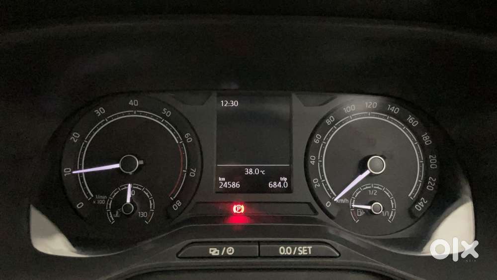 Skoda Kushaq Ambition 1.0l Tsi Mt, 2022, Petrol