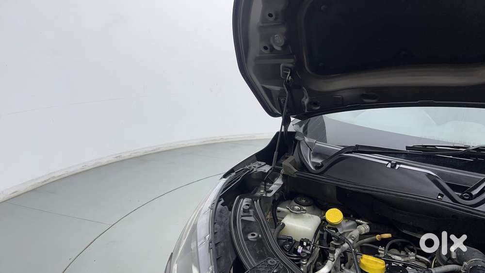 Nissan Magnite Xv Turbo, 2021, Petrol
