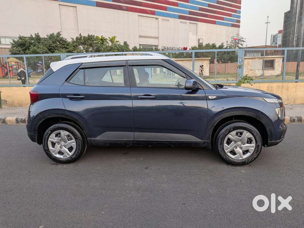 Hyundai Venue 1.2 S Plus, 2021, Petrol