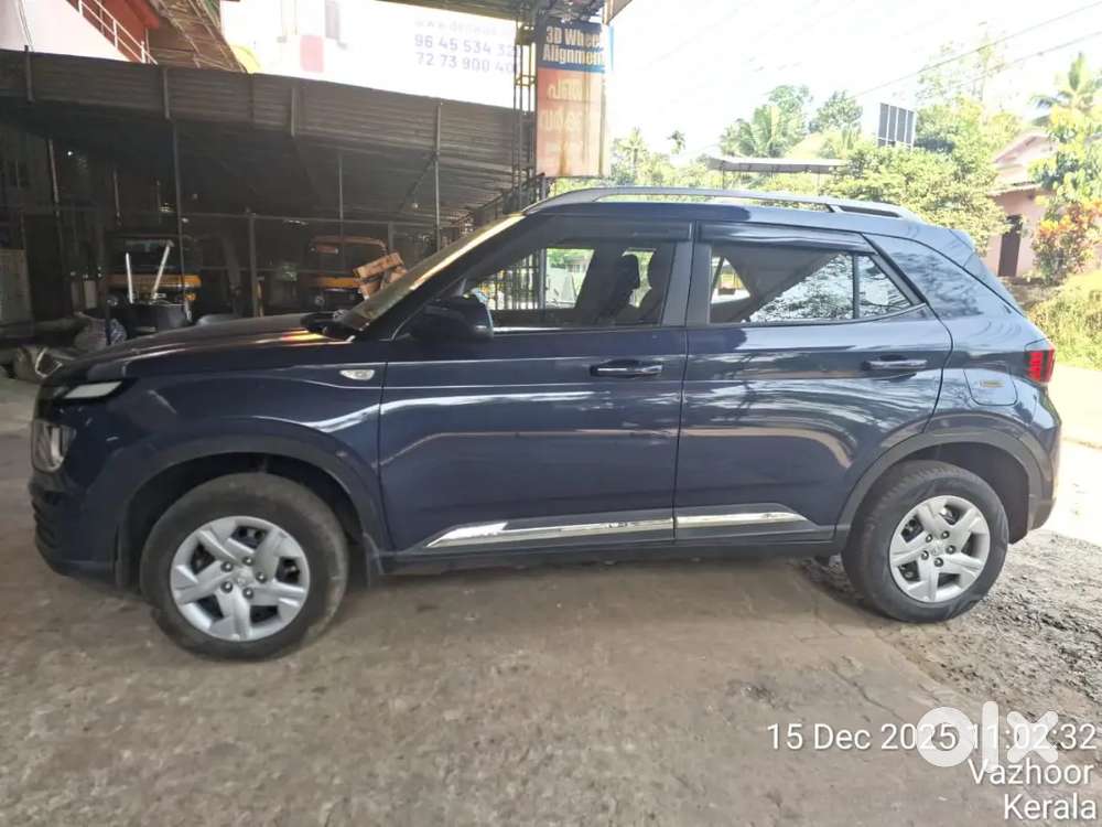 Well Maintained Well Serviced Car 2022 Model Hyundai Venue Car