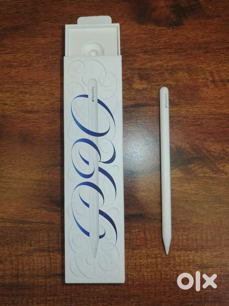Apple Pencil Pro (Mint Condition with Original Box)