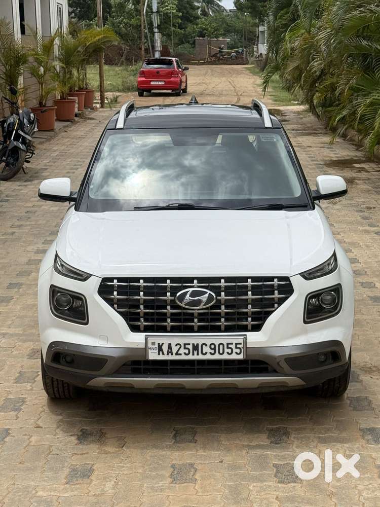 Hyundai Venue 1.5 Crdi Sx (o) Dual Tone, 2020, Diesel