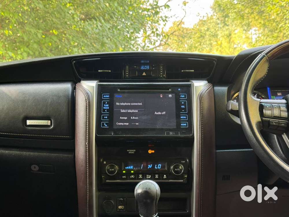 Toyota Fortuner 2.7 2wd Mt, 2017, Petrol