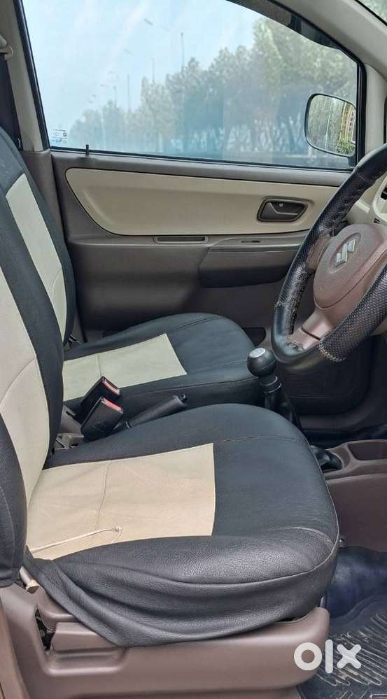 Maruti Suzuki Estilo Lxi Bs-iv, 2011, Petrol