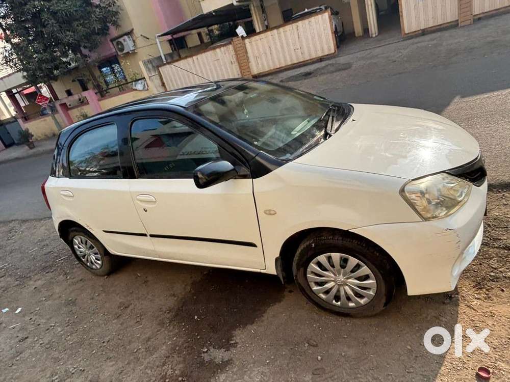 Toyota Etios Liva 2011