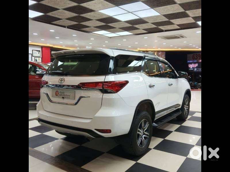 Toyota Fortuner 4x2 At 2.8 Diesel, 2019, Diesel