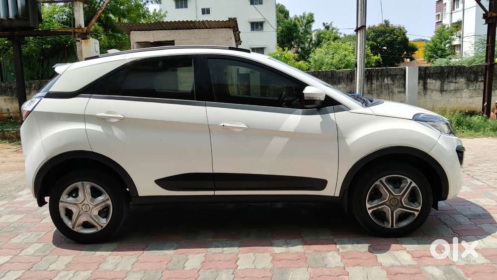 Tata Nexon 1.5 Revotorq Xt, 2018, Diesel
