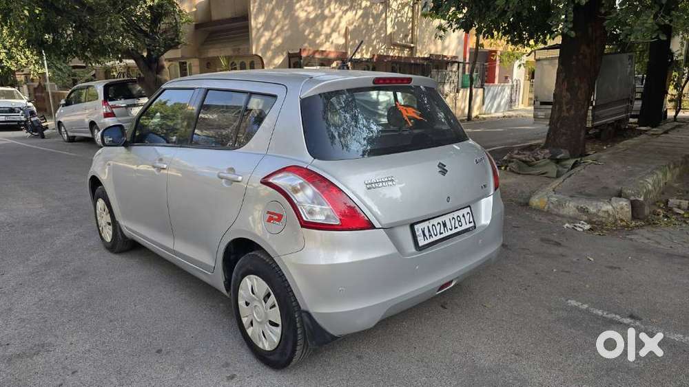 Maruti Suzuki Swift Vxi Optional, 2014, Petrol