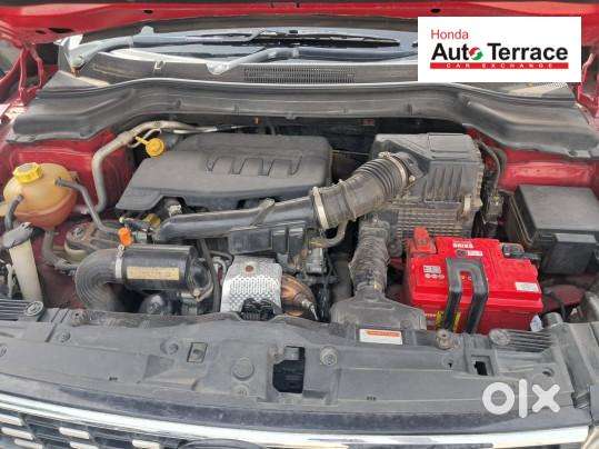 Mahindra Xuv300 W8 Option Diesel, 2022, Diesel
