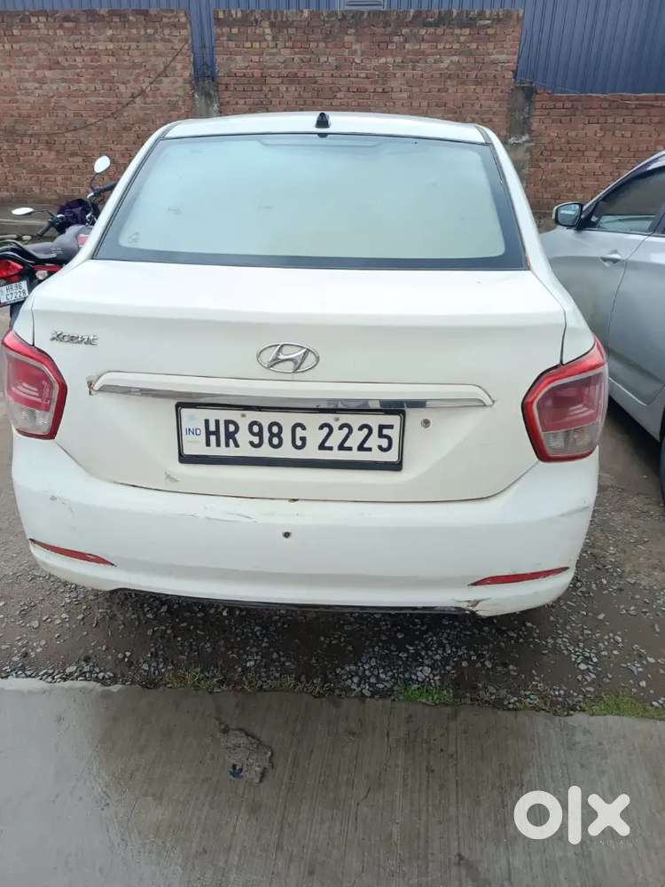 Hyundai Xcent 2016 Cng & Hybrids 95000 Km Driven