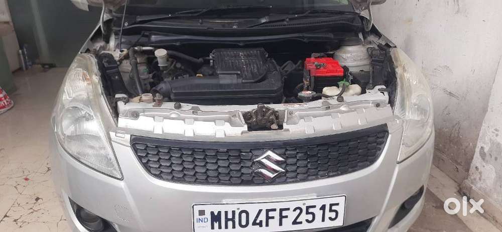 Maruti Suzuki Swift Vxi With Abs, 2012, Petrol