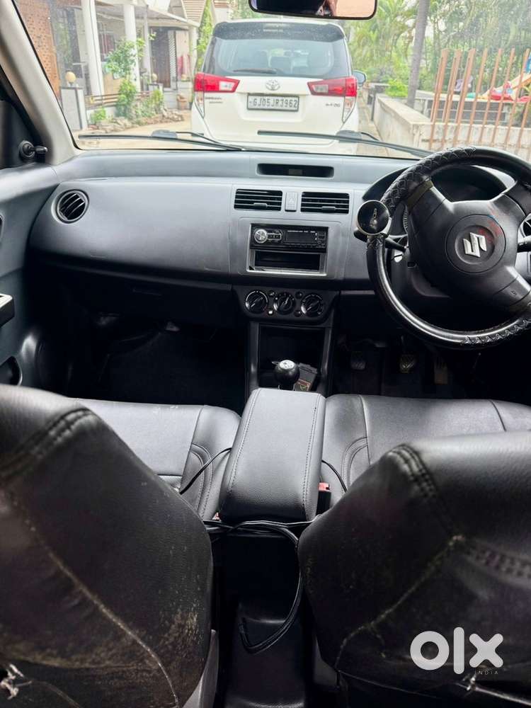 Maruti Suzuki Dzire Cng Car 2011