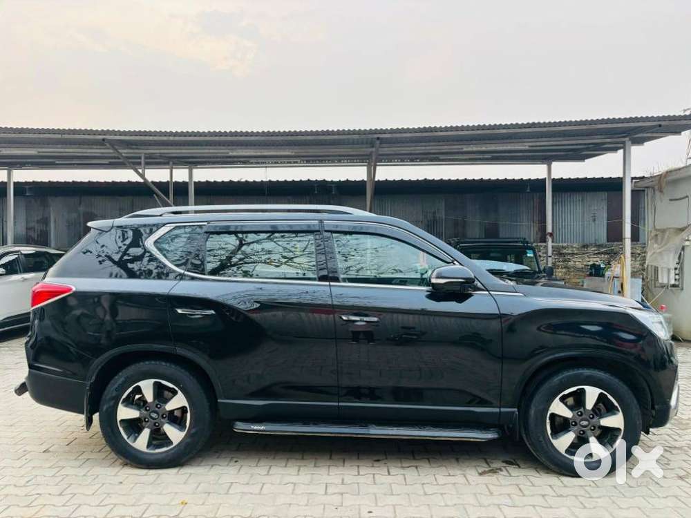 Mahindra Alturas G4 4wd At, 2019, Diesel