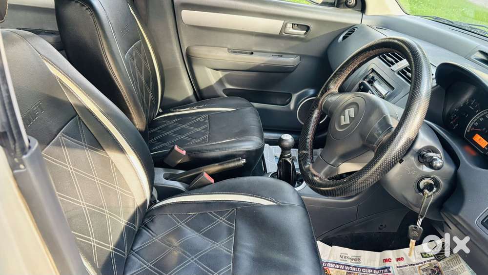 Maruti Suzuki Swift Vxi + Manual, 2007, Petrol