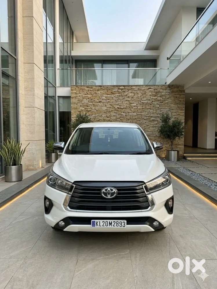 Toyota Innova Crysta 2017 Diesel 72854 Km Driven