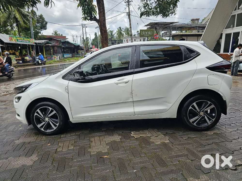 Tata Altroz Xza Plus Petrol 2023