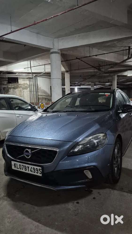 Volvo V40 Cross Country 2013