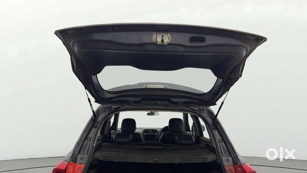 Maruti Suzuki Vitara Brezza 1.5 Zxi, 2022, Petrol
