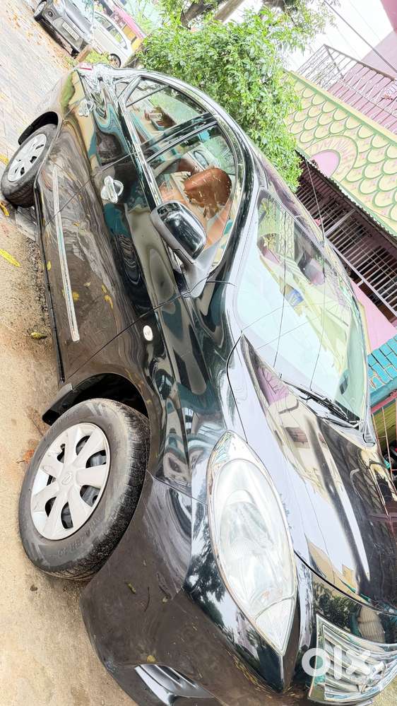 Nissan Sunny 2014 Diesel Well Maintained