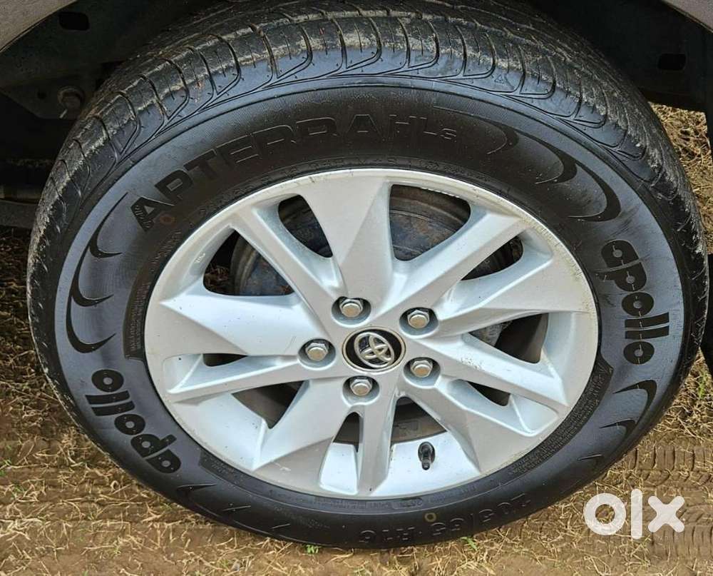 Toyota Innova Crysta 2.8 Gx At, 2017, Diesel