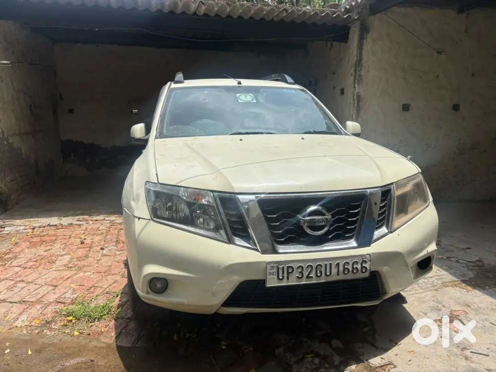 Nissan Terrano Petrol 2016 2nd