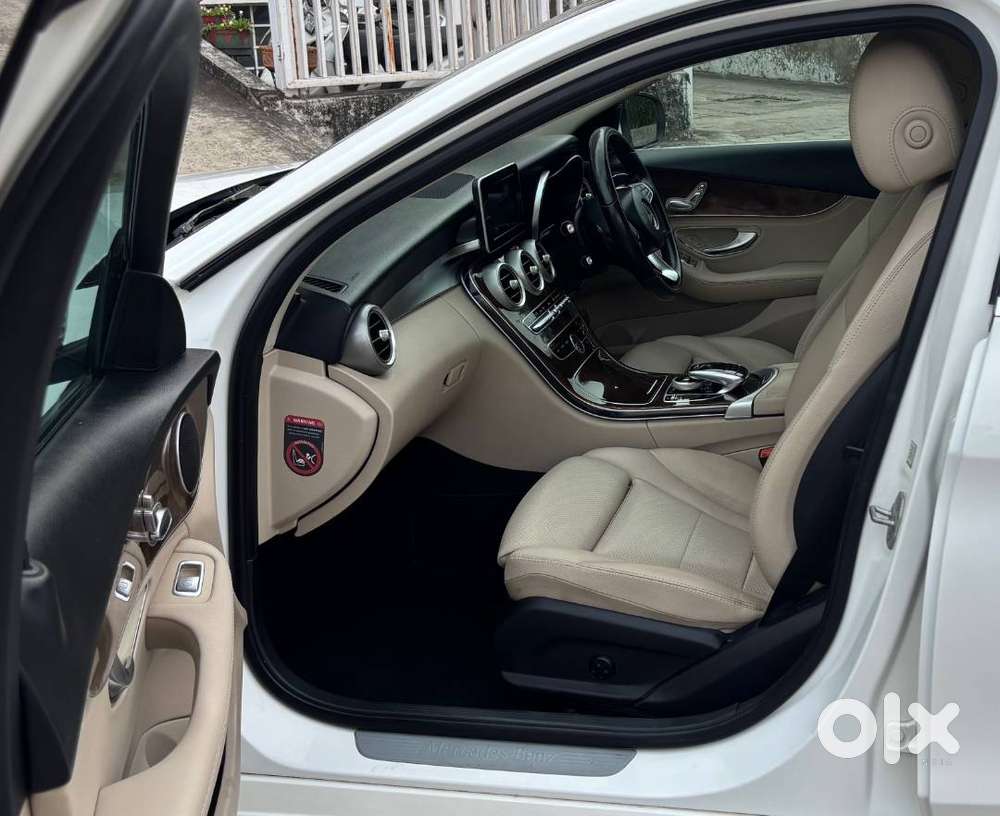 Mercedes Benz C-220 Cdi Avantgarde 59000 Kms Chandigarh Registration..