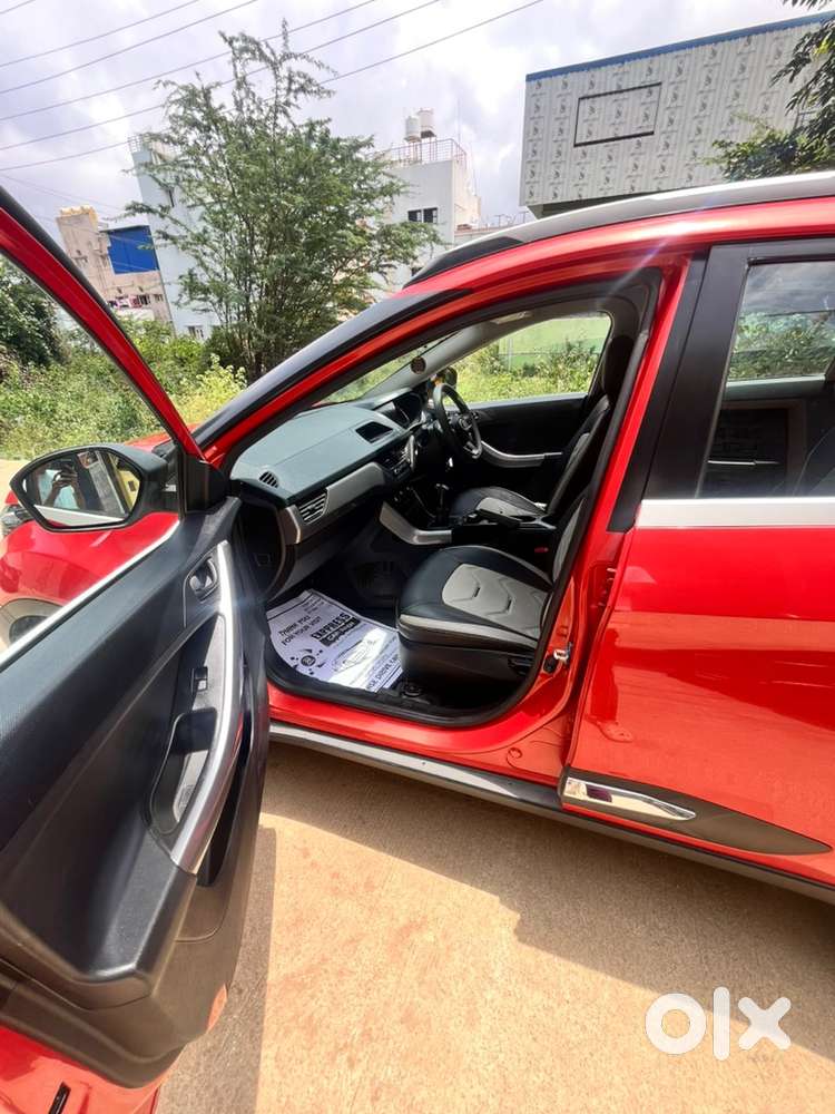 2022 Tata Nexon Xm(s) Petrol (manual) Sunroof  37,000 Km  2nd Owner