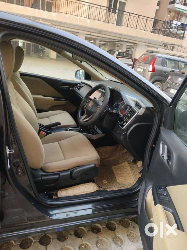 Honda City I-vtec Cvt Zx, 2019, Petrol