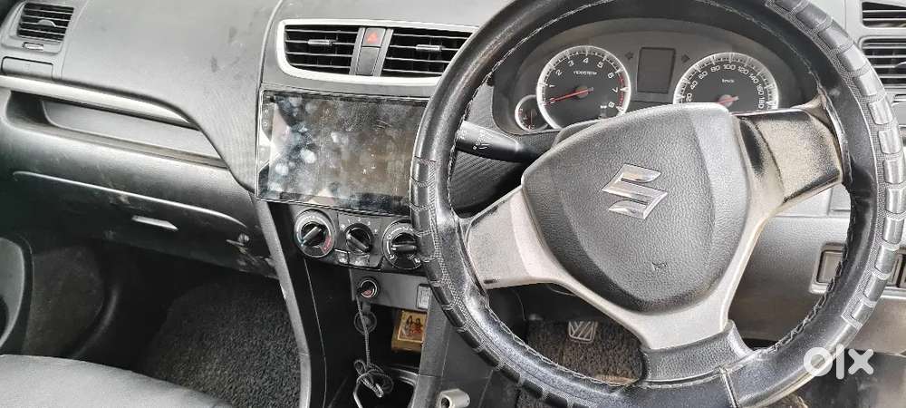 Swift Maruti Suzuki 2016 Petrol Manual ( Price Non Negotiable)