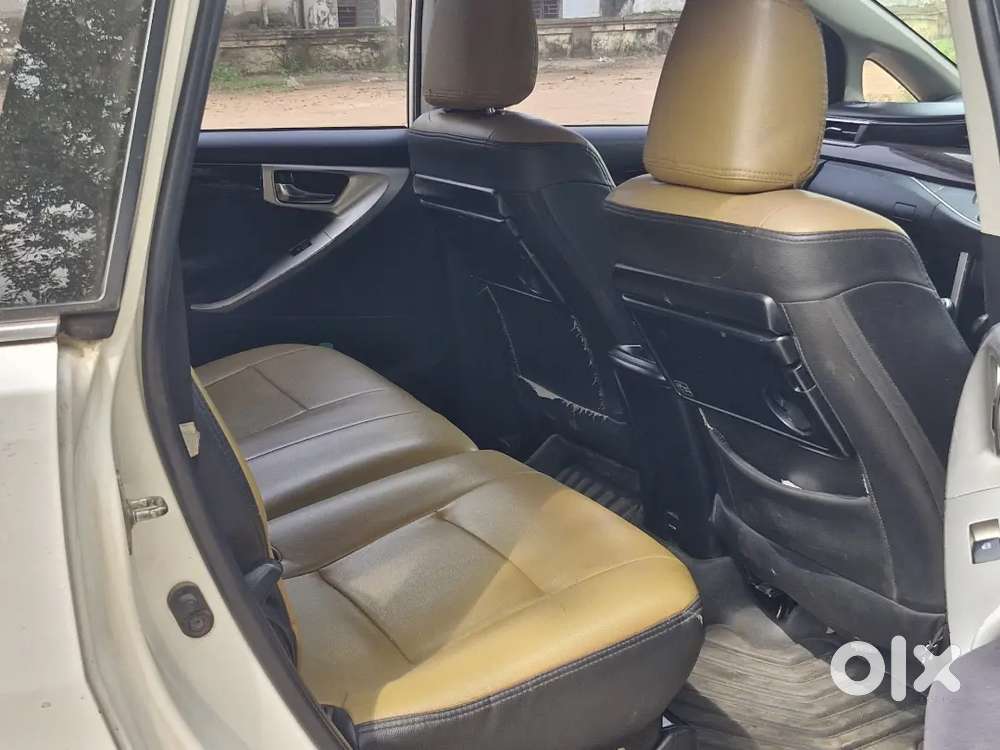 Toyota Innova Crysta 2019