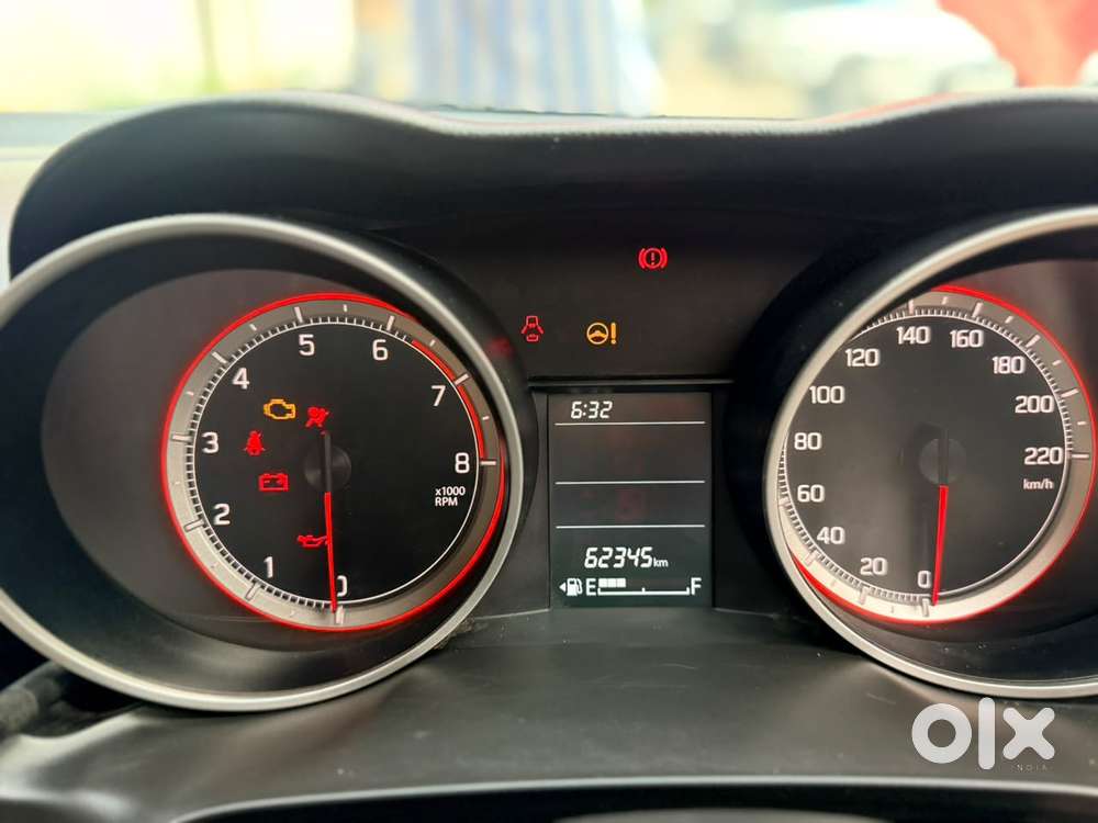 Maruti Suzuki Swift Vxi Optional, 2022, Petrol