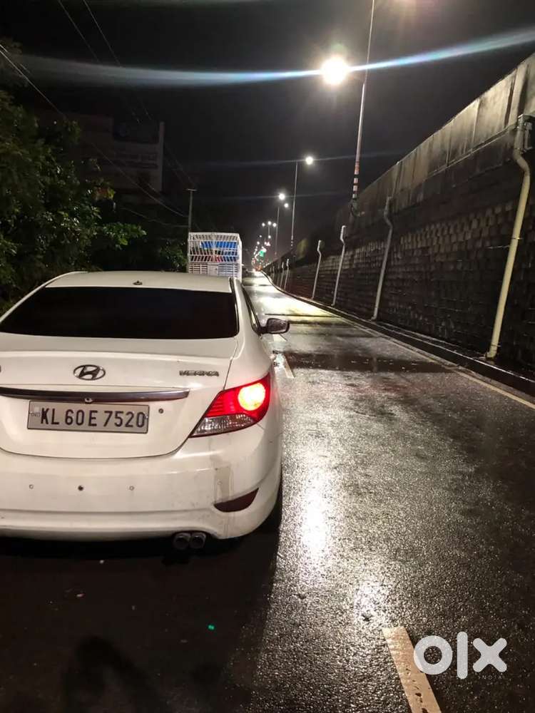 Hyundai Verna 1.6 Sx 2012