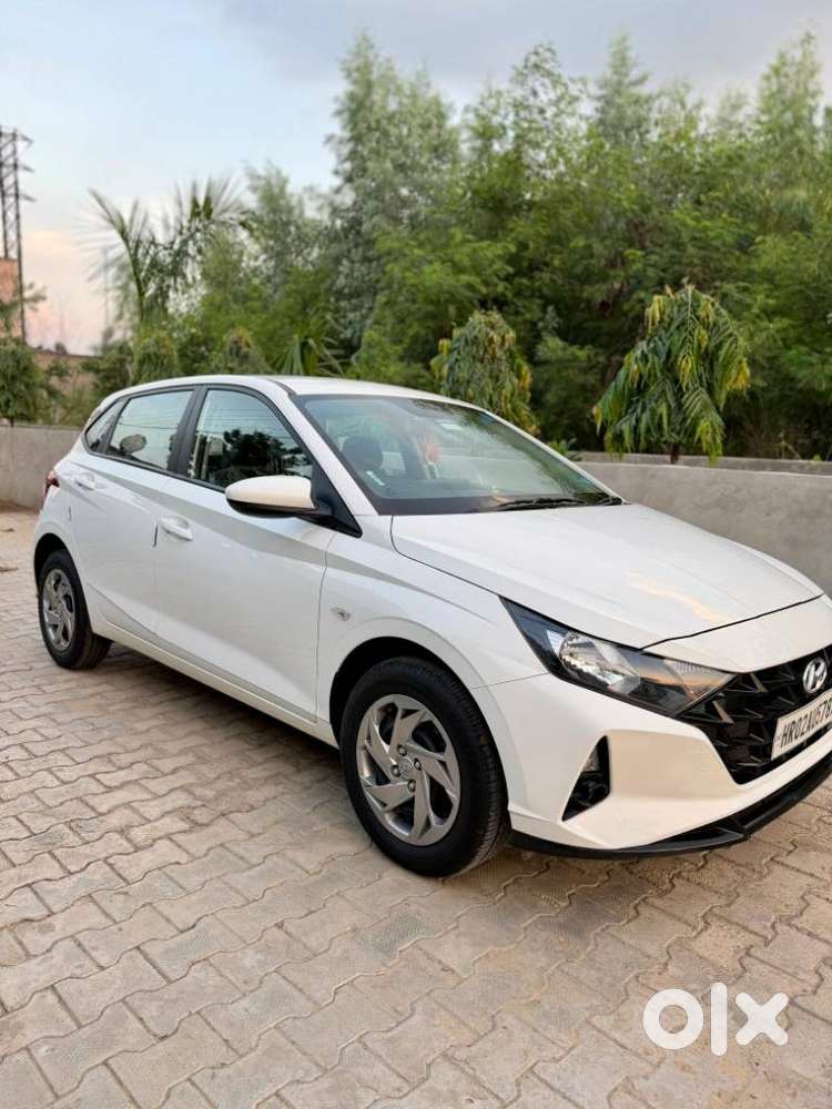 Hyundai I20 Petrol Cvt Magna Executive, 2020, Petrol