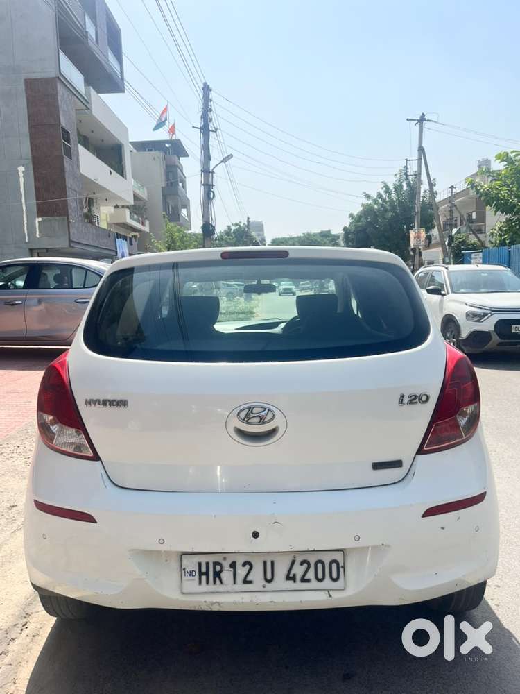 Hyundai I20 Magna Petrol 2012