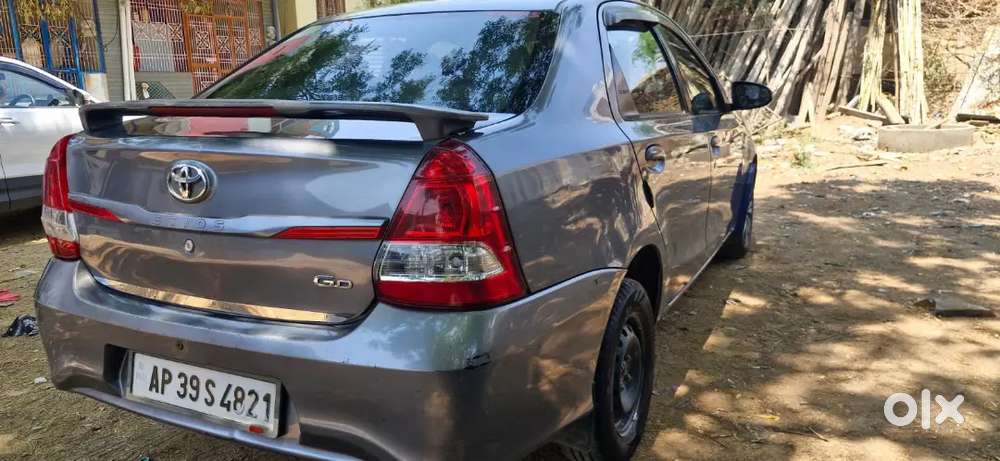 Toyota Etios 2019 Diesel 180000 Km Driven