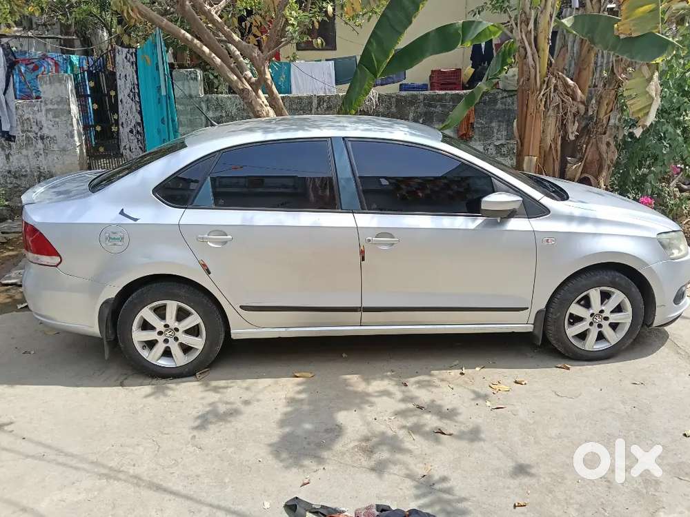 Volkswagen Vento 2011   2012 Rigisteshan