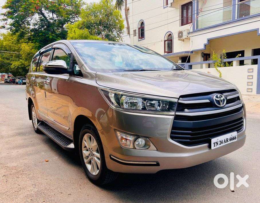 Toyota Innova Crysta 2.4 G Mt 8s, 2019, Diesel