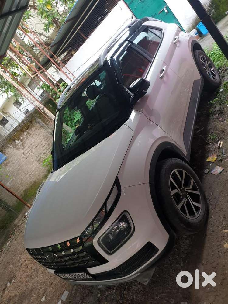 Hyundai Venue 2023 Petrol 27383 Km Driven