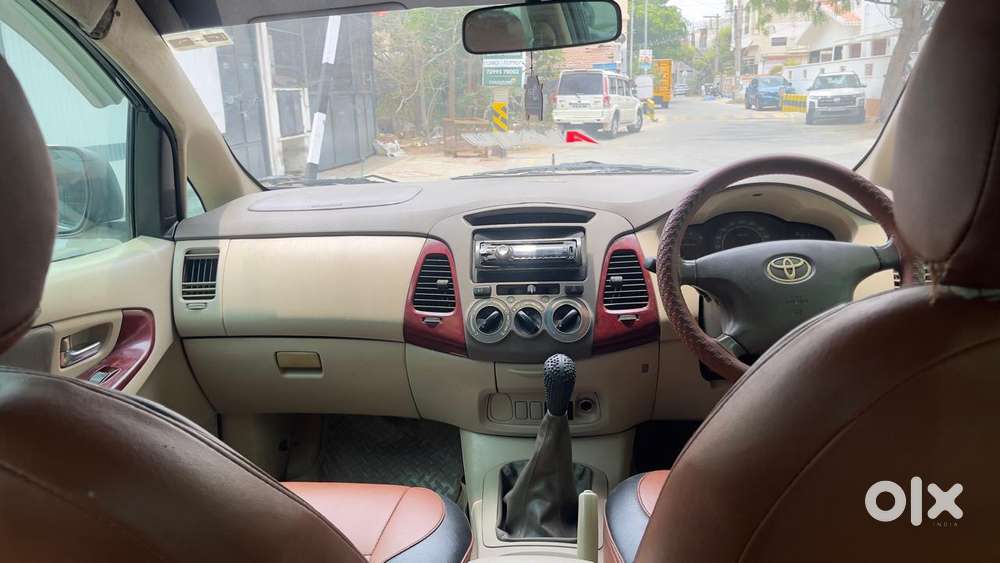 Toyota Innova 2004-2011 2.5 Vx (diesel) 7 Seater Bs Iv, 2005, Diesel