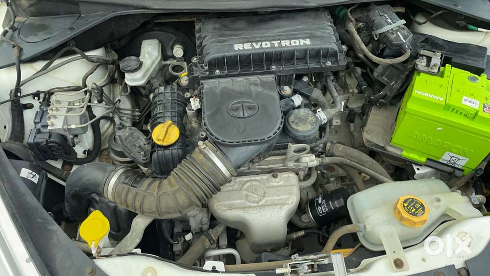 Tata Tiago Xza, 2017, Petrol