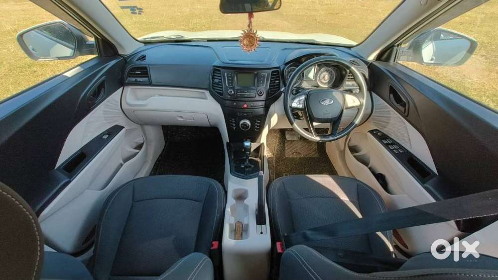Mahindra Xuv300 1.2 W6 Amt Petrol, 2022, Petrol
